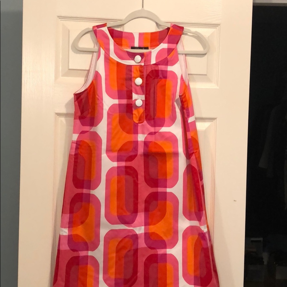 New with tags. Sleeveless shift dress.